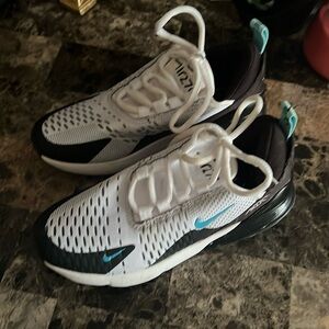 Like new Nike 27c big kid size 4.5